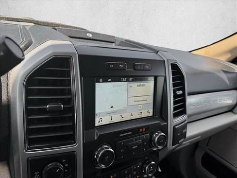 Used 2019 Ford F250 Lariat w/ Lariat Ultimate Package AWD/4WD image 15