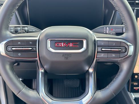 Used 2026 GMC Terrain Elevation w/ Elevation Premium Package AWD/4WD image 10
