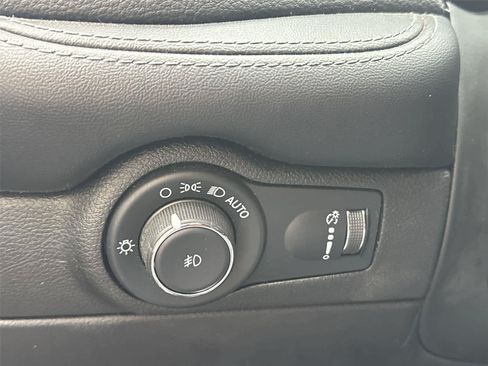 Used 2022 Dodge Durango GT AWD/4WD image 23
