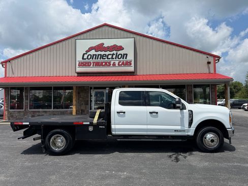 Used 2025 Ford F350 XLT AWD/4WD image 3