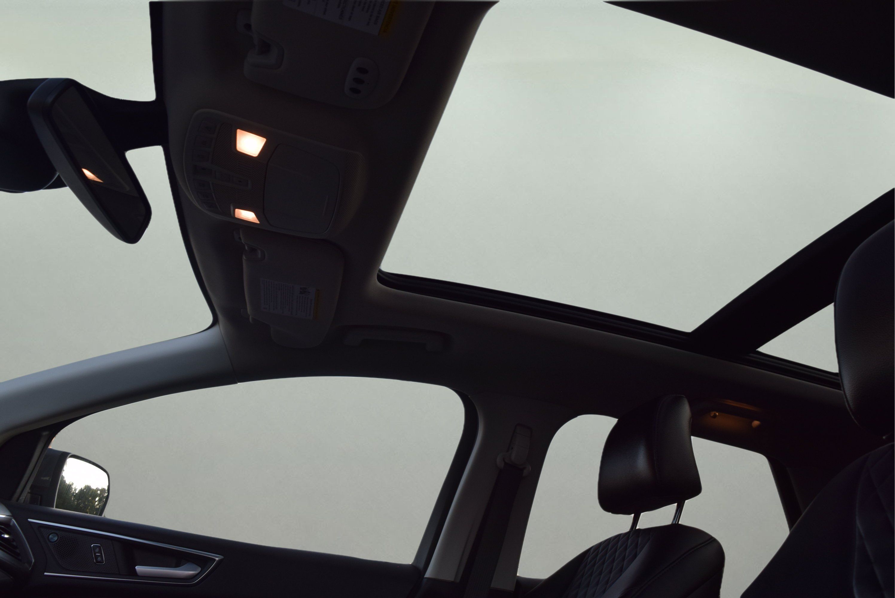 Certified 2023 Ford Edge Titanium AWD/4WD image 11