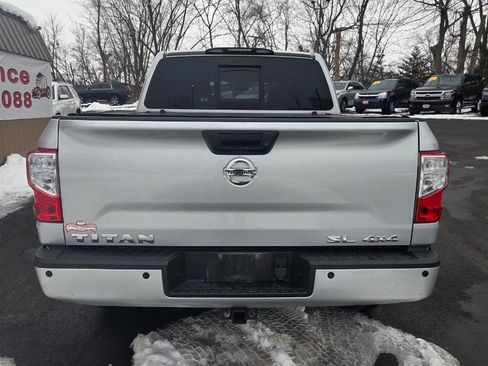 Used 2017 Nissan Titan SL w/ Off-Road Package image 7