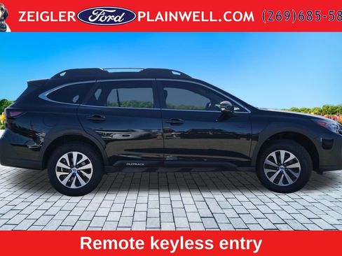 Used 2023 Subaru Outback Premium AWD/4WD image 6