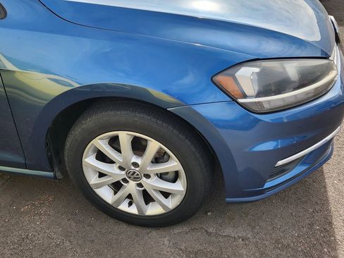 Used 2021 Volkswagen Golf 4-Door image 8