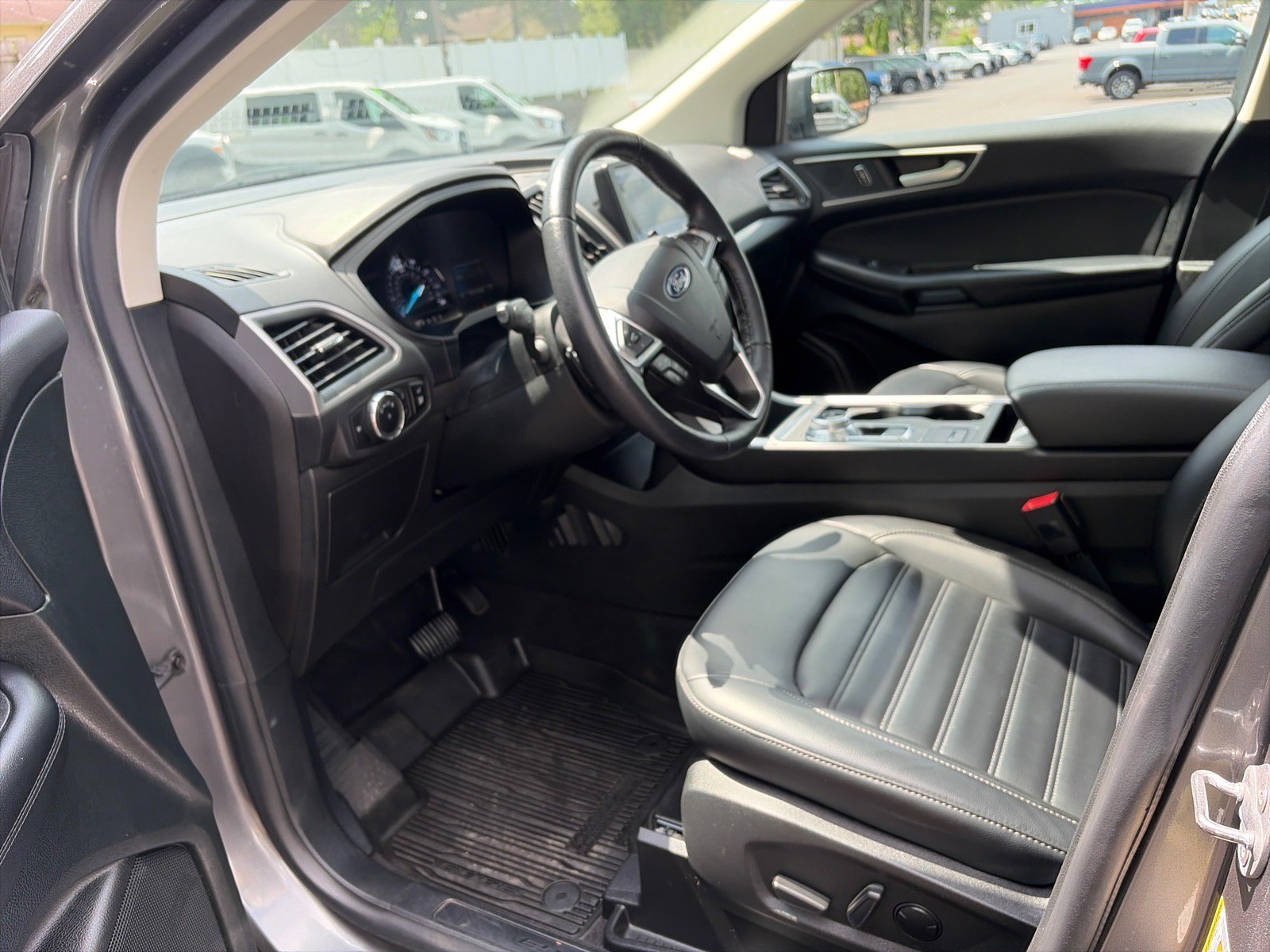 Used 2023 Ford Edge SEL w/ Convenience Package AWD/4WD image 9
