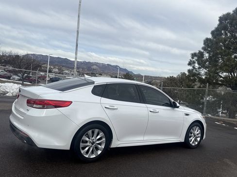 Used 2018 Kia Optima EX image 7