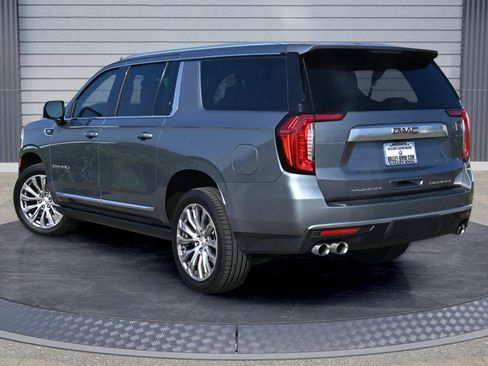 Used 2022 GMC Yukon XL Denali image 5