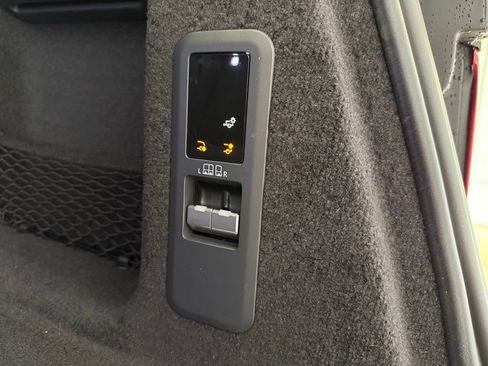 New 2025 Land Rover Range Rover Sport Dynamic SE AWD/4WD image 15