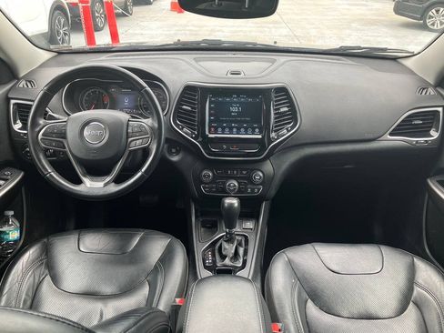 Used 2019 Jeep Cherokee Limited FWD image 14