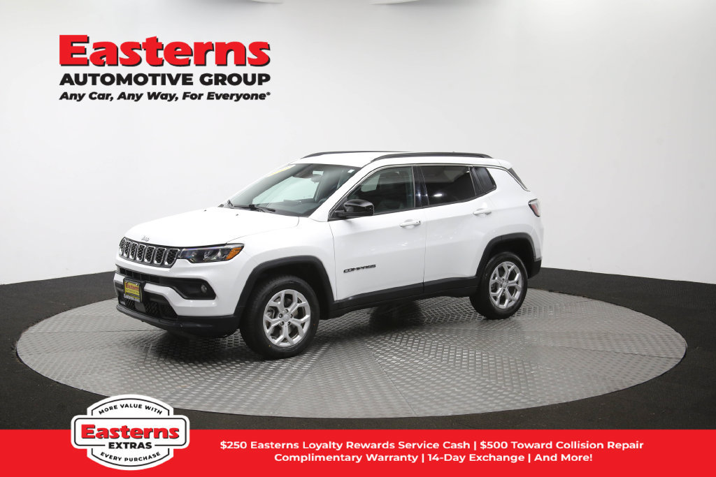 Used 2024 Jeep Compass Latitude AWD/4WD image 56