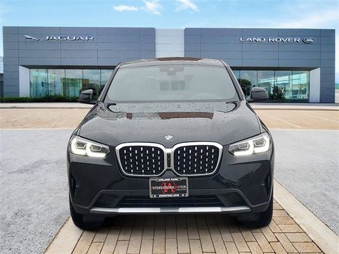 Used 2024 BMW X4 xDrive30i w/ Premium Package image 2