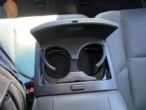 Used 2022 Lexus GX 460 image 56