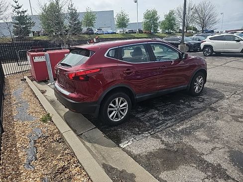 Used 2019 Nissan Rogue Sport S w/ Appearance Package image 5
