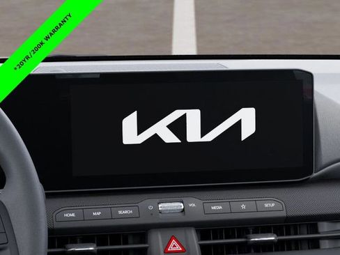 New 2025 Kia K4 LX image 20