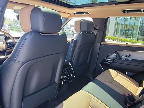 New 2026 Land Rover Range Rover Sport Autobiography image 17