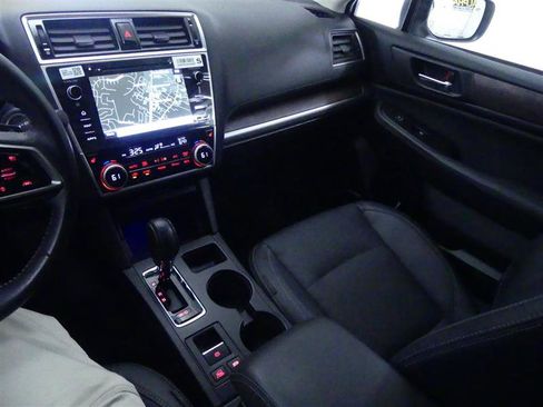 Used 2019 Subaru Outback 2.5i Limited w/ Popular Package #2 image 14