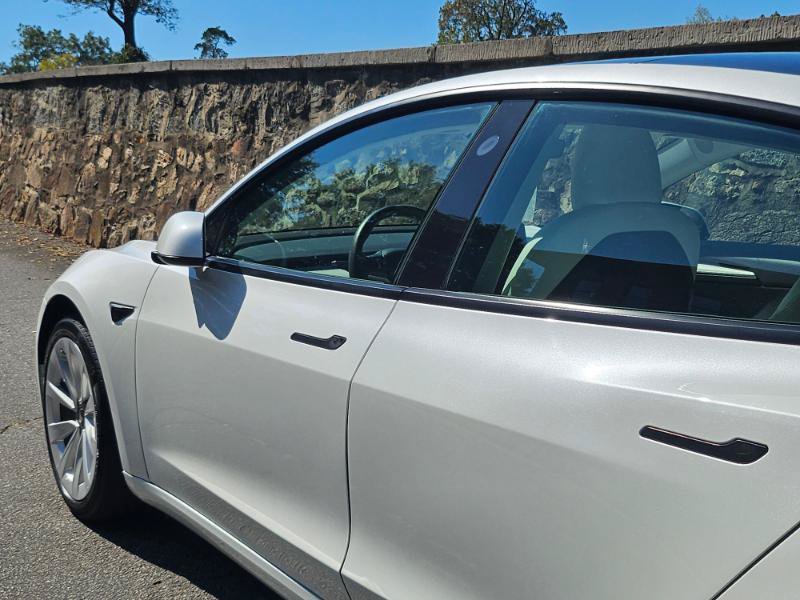 Used 2022 Tesla Model 3 RWD image 23