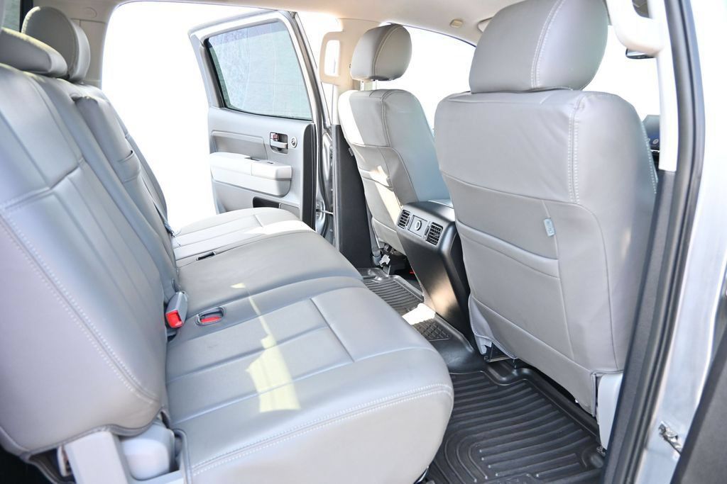 Used 2013 Toyota Tundra 2WD CrewMax w/ SR5 Pkg image 21