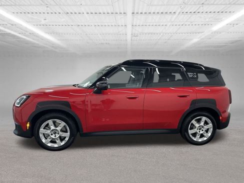 Certified 2025 MINI Cooper Countryman S image 2