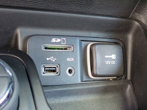 Used 2014 Jeep Cherokee Limited image 21