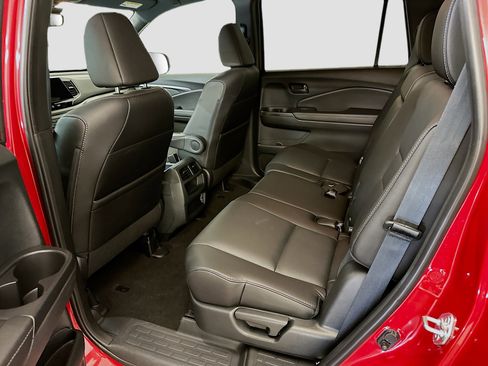 Used 2023 Honda Passport EX-L image 29