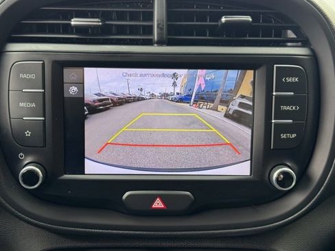 Certified 2023 Kia Soul LX w/ LX Technology Package image 19