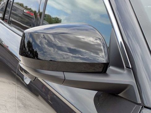 New 2026 Jeep Grand Cherokee L Laredo RWD image 11