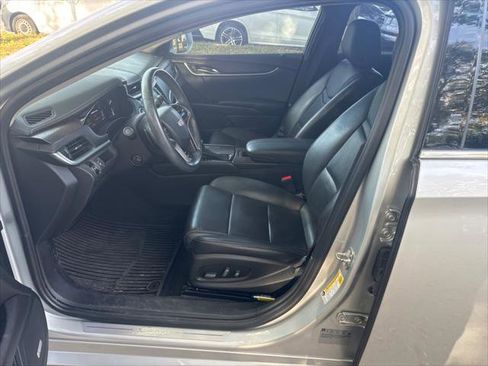 Used 2018 Cadillac XTS Luxury image 13