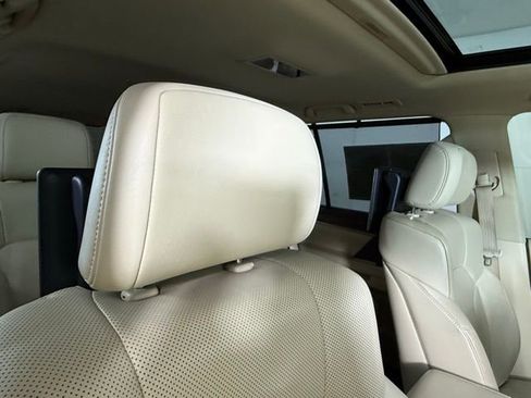 Used 2018 Lexus LX 570 4WD image 38