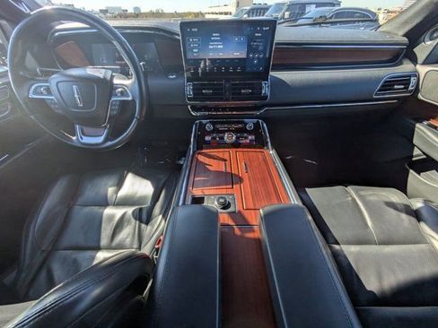 Used 2023 Lincoln Navigator L Reserve RWD image 13