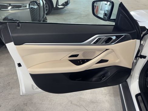 Used 2023 BMW i4 eDrive40 w/ Premium Package RWD image 17