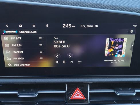 Used 2023 Kia Niro SX Touring image 23