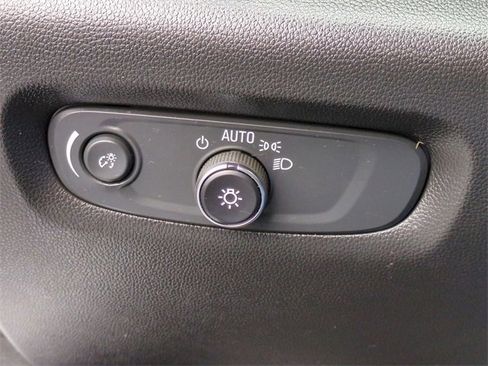 Certified 2023 Chevrolet Traverse RS image 19