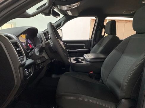 Used 2025 RAM 2500 Big Horn AWD/4WD image 17
