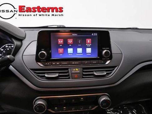 Used 2023 Nissan Altima 2.5 S FWD image 12