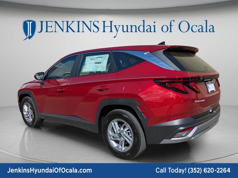 Certified 2026 Hyundai Tucson SE FWD image 5