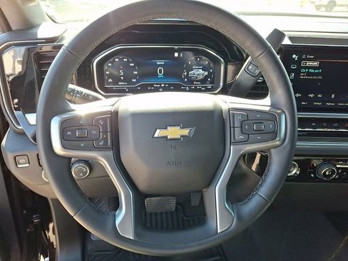 Used 2023 Chevrolet Silverado 1500 LT image 14