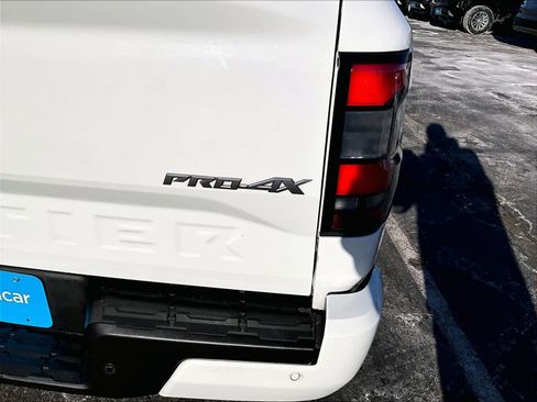 Used 2022 Nissan Frontier PRO-4X w/ Pro-4X Premium Package image 29