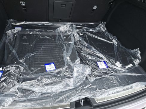 New 2026 Volvo XC60 B5 Plus w/ Protection Package Premier image 8