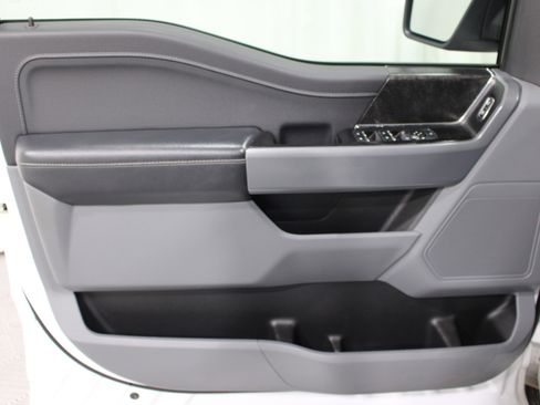 Used 2022 Ford F150 XLT w/ Equipment Group 302A High image 6