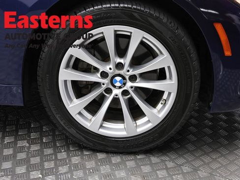 Used 2017 BMW 320i xDrive Sedan AWD/4WD image 31
