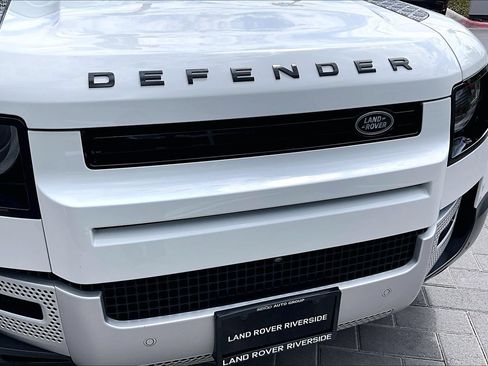 Used 2024 Land Rover Defender 110 S AWD/4WD image 30