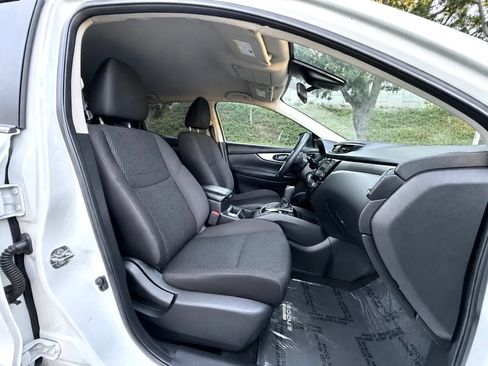 Used 2020 Nissan Rogue Sport S w/ Appearance Package FWD image 12