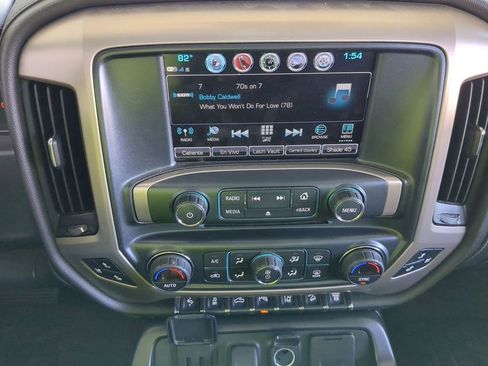 Used 2017 GMC Sierra 2500 Denali w/ Duramax Plus Package image 15