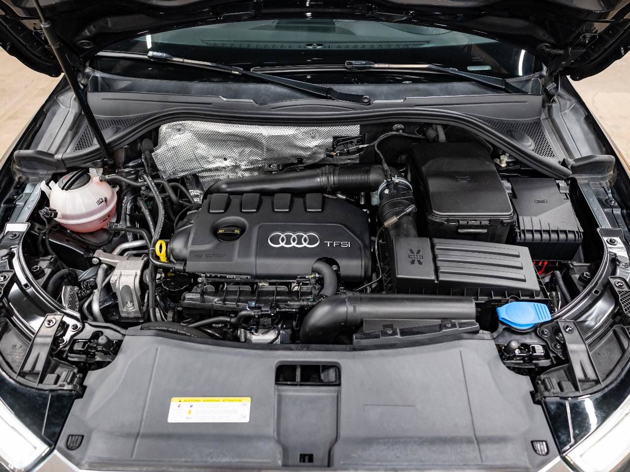 Used 2018 Audi Q3 2.0T Premium w/ Convenience Package AWD/4WD image 18