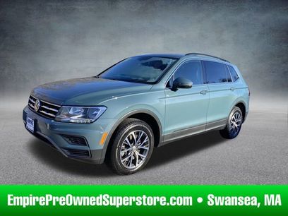Used 2019 Volkswagen Tiguan SE w/ Panoramic Sunroof Package