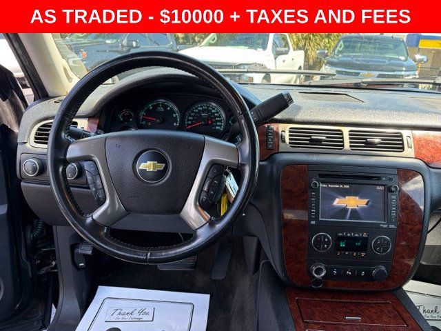 Used 2013 Chevrolet Avalanche LTZ AWD/4WD image 17