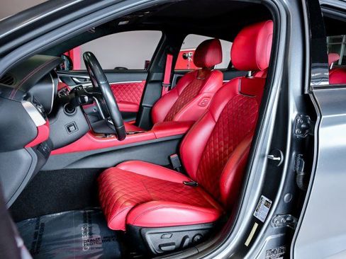 Used 2022 Genesis G70 3.3T Launch Edition image 13