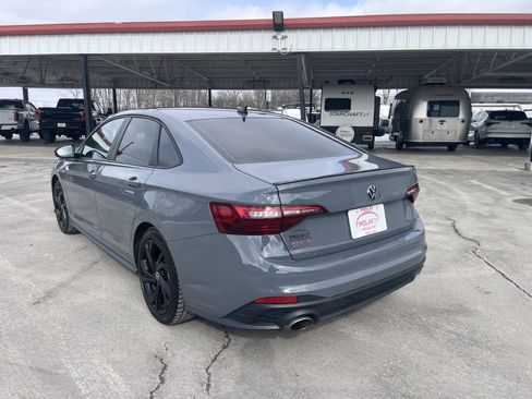 Used 2023 Volkswagen Jetta GLI Autobahn image 8