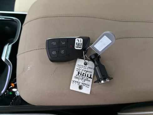 New 2026 Buick Enclave Preferred w/ Power Package image 28